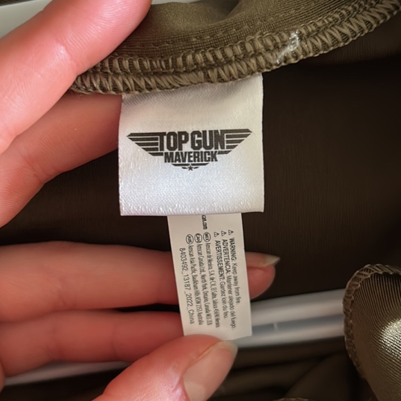 Top Gun Costume - Picture 4 of 5